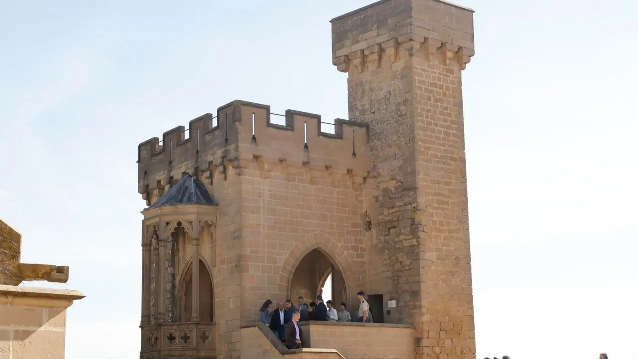 Segunda jornada de la visita de la Princesa Leonor y los Reyes Felipe VI y Letizia a Navarra en el Palacio Real de Olite. EFE