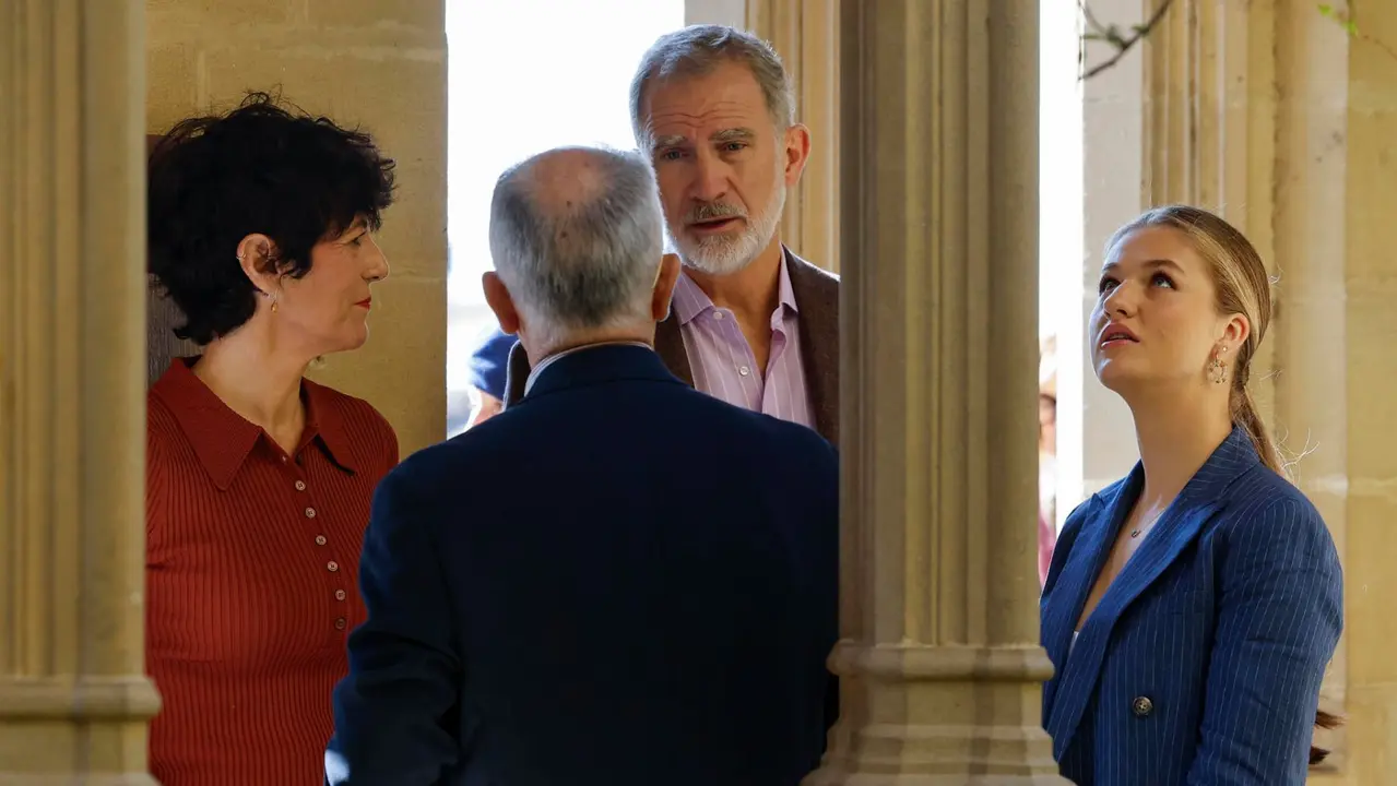 Segunda jornada de la visita de la Princesa Leonor y los Reyes Felipe VI y Letizia a Navarra en el Palacio Real de Olite. EFE