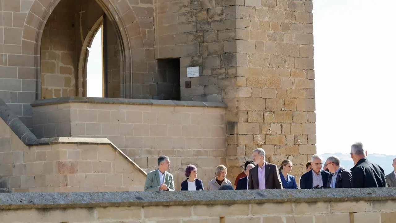 Segunda jornada de la visita de la Princesa Leonor y los Reyes Felipe VI y Letizia a Navarra en el Palacio Real de Olite. EFE