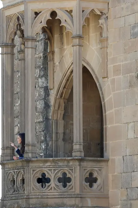 Segunda jornada de la visita de la Princesa Leonor y los Reyes Felipe VI y Letizia a Navarra en el Palacio Real de Olite. EFE