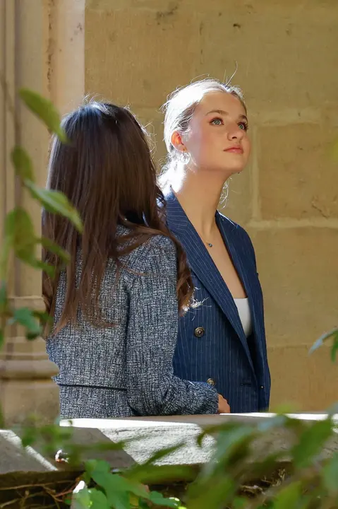 Segunda jornada de la visita de la Princesa Leonor y los Reyes Felipe VI y Letizia a Navarra en el Palacio Real de Olite. EFE