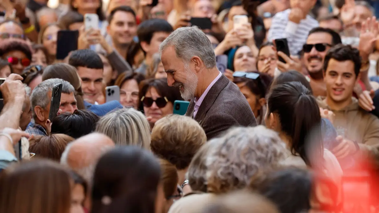 La princesa Leonor, acompañada de sus padres, los reyes Felipe VI y Letizia cierran en Tudela una visita real a Navarra de dos días. EFE
