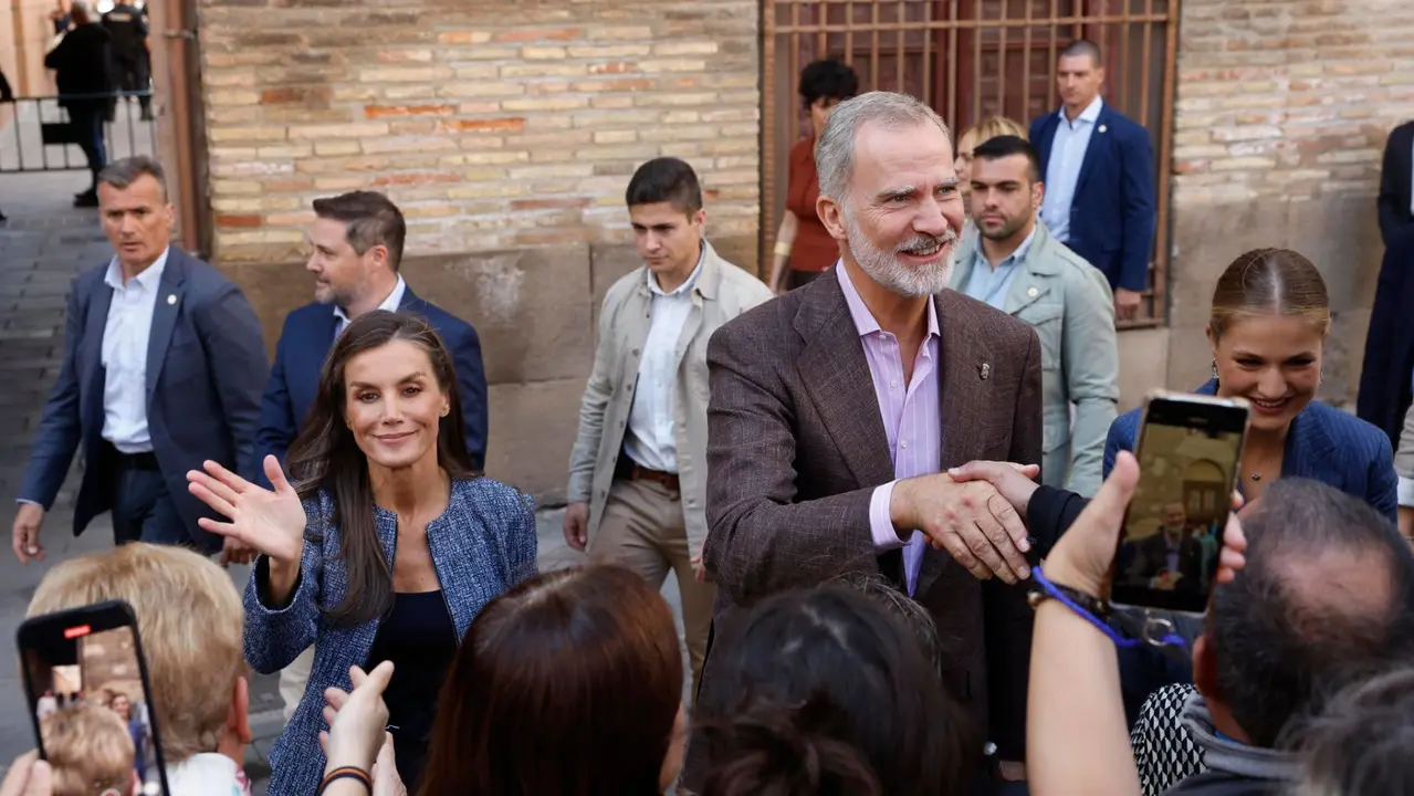 La princesa Leonor, acompañada de sus padres, los reyes Felipe VI y Letizia cierran en Tudela una visita real a Navarra de dos días. EFE