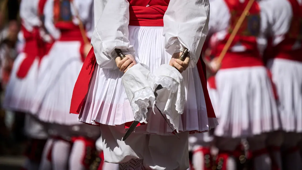 Procesión de San Fermín de Aldapa desde la Basílica de Corazonistas. PABLO LASAOSA