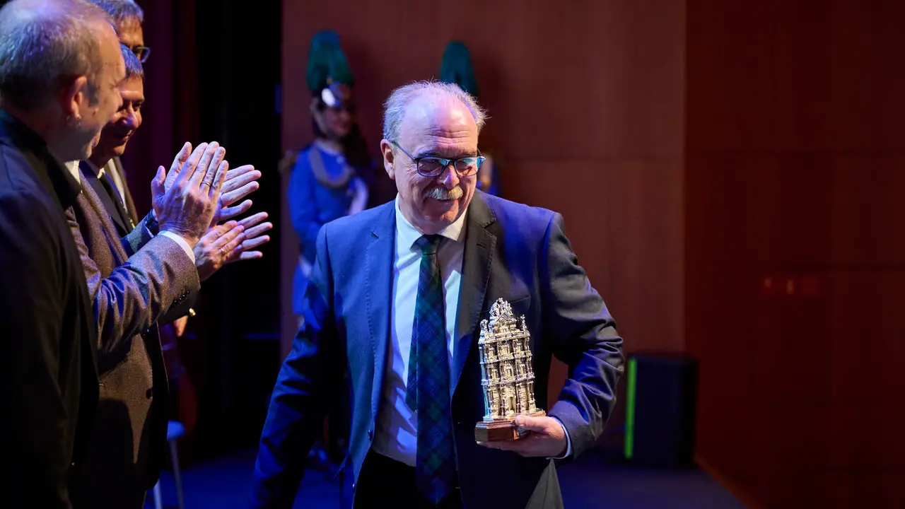 Acto institucional con motivo de la festividad de San Miguel, patrón de la Policía Municipal de Pamplona, en el que se entregarán medallas de servicios distinguidos, felicitaciones públicas y reconocimientos ciudadanos. PABLO LASAOSA