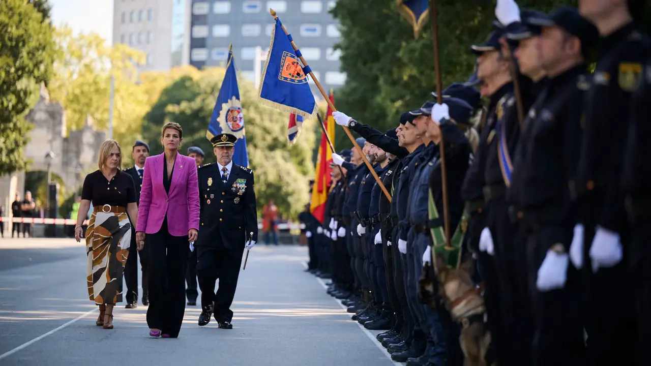 Acto conmemorativo de los patronos de la Policía Nacional, los Santos Ángeles Custodios. PABLO LASAOSA