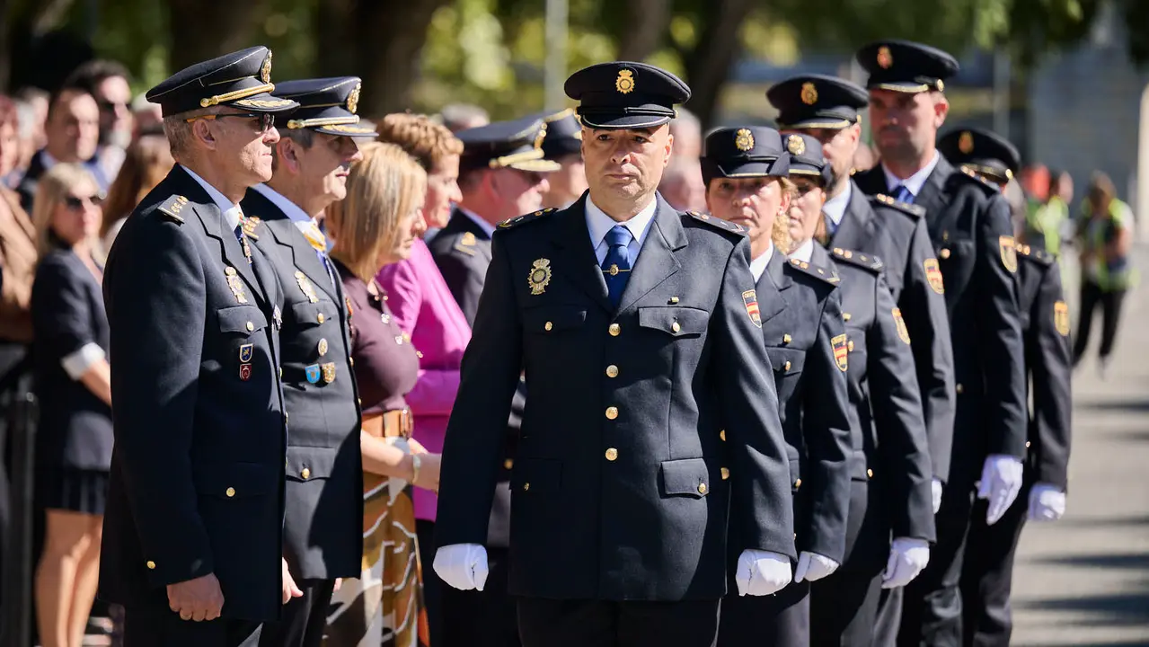 Acto conmemorativo de los patronos de la Policía Nacional, los Santos Ángeles Custodios. PABLO LASAOSA