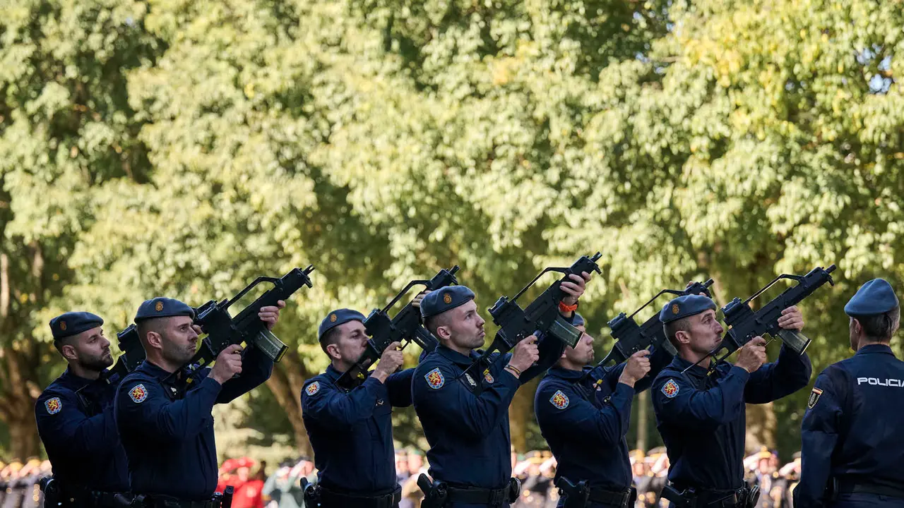 Acto conmemorativo de los patronos de la Policía Nacional, los Santos Ángeles Custodios. PABLO LASAOSA
