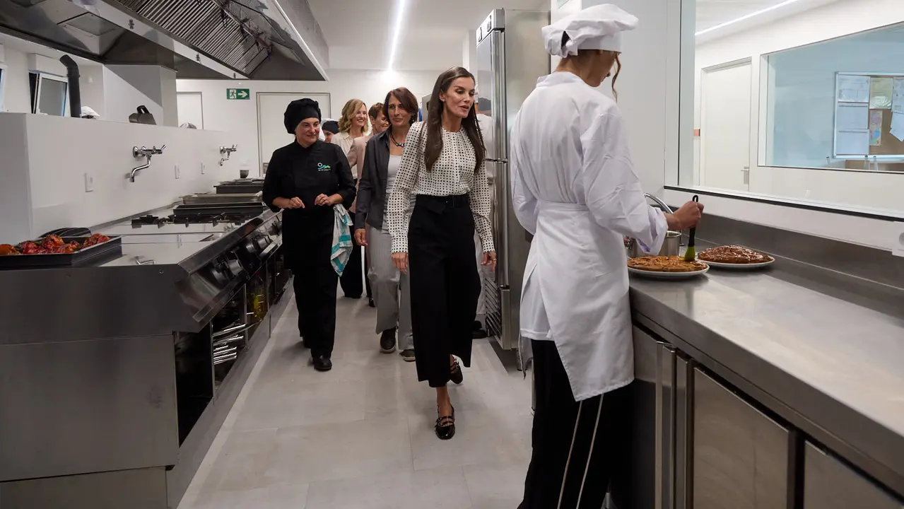 La Reina Letizia visita el Centro Integrado Politécnico de FP de Lumbier para inaugurar el curso escolar 2025-2026. IÑIGO ALZUGARAY