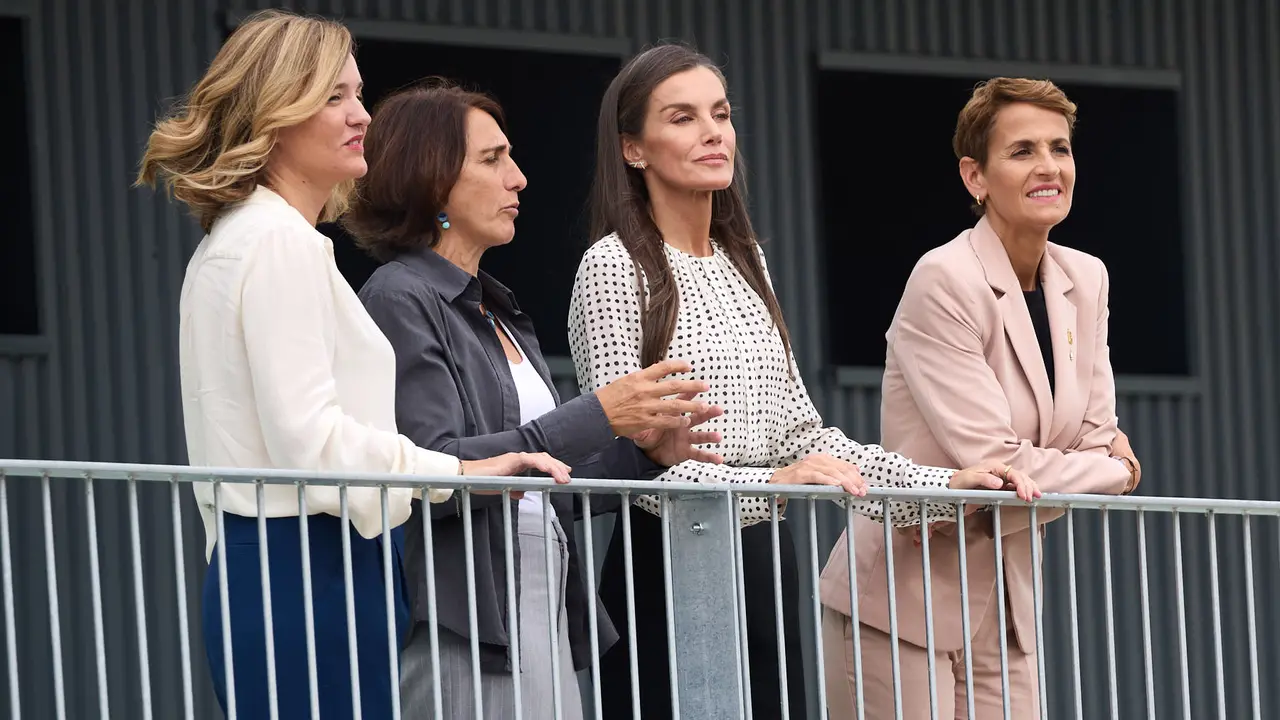 La Reina Letizia visita el Centro Integrado Politécnico de FP de Lumbier para inaugurar el curso escolar 2025-2026. IÑIGO ALZUGARAY