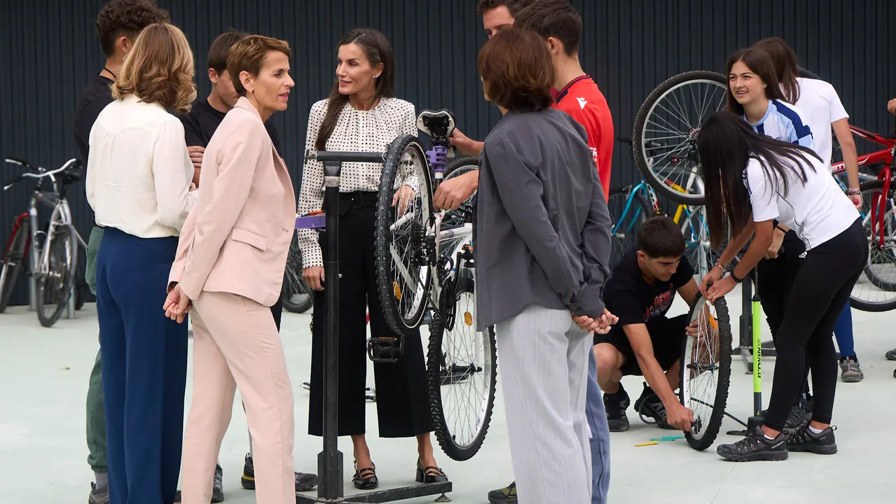 La Reina Letizia visita el Centro Integrado Politécnico de FP de Lumbier para inaugurar el curso escolar 2025-2026. IÑIGO ALZUGARAY