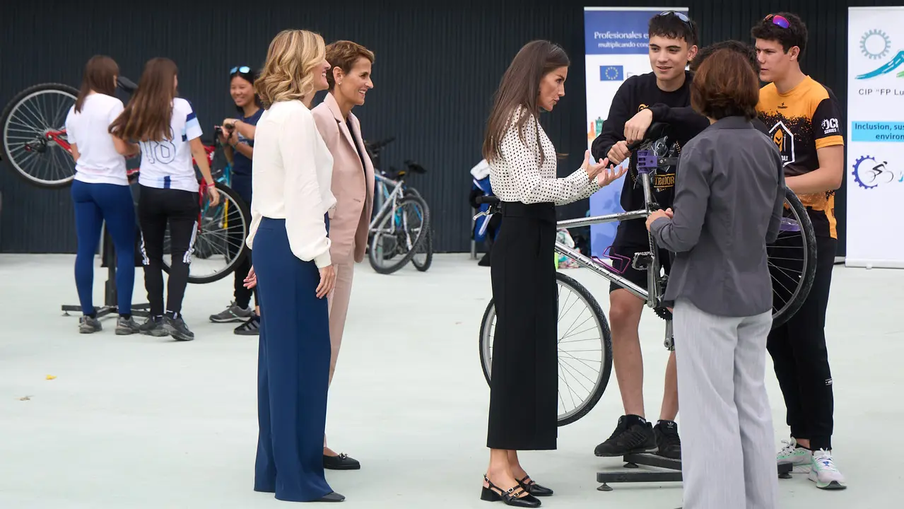 La Reina Letizia visita el Centro Integrado Politécnico de FP de Lumbier para inaugurar el curso escolar 2025-2026. IÑIGO ALZUGARAY