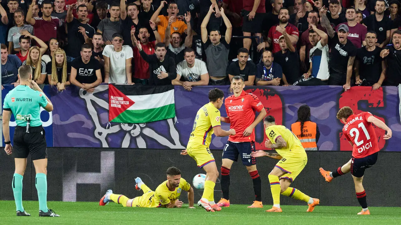 Partido de La Liga EA Sports entre CA Osasuna y Getafe CF disputado en el estadio de El Sadar en Pamplona. IÑIGO ALZUGARAY