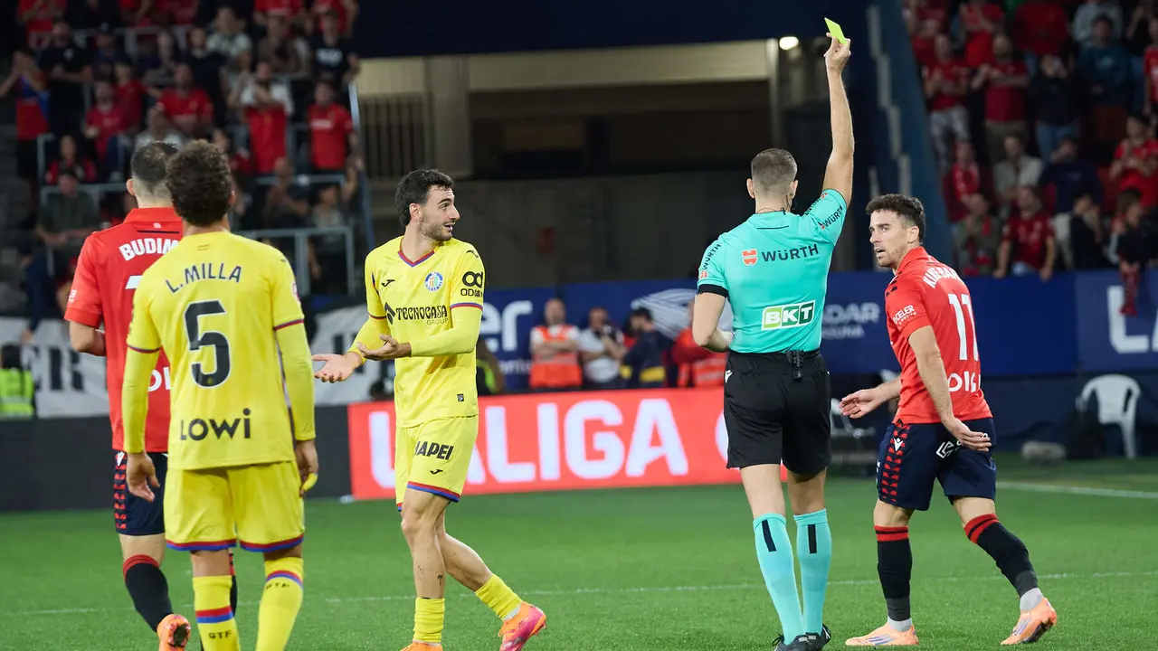Partido de La Liga EA Sports entre CA Osasuna y Getafe CF disputado en el estadio de El Sadar en Pamplona. IÑIGO ALZUGARAY