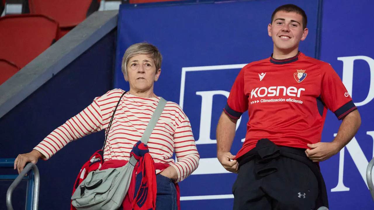 La grada del estadio de El Sadar durante el partido de La Liga EA Sports entre CA Osasuna y Getafe CF disputado en Pamplona. IÑIGO ALZUGARAY