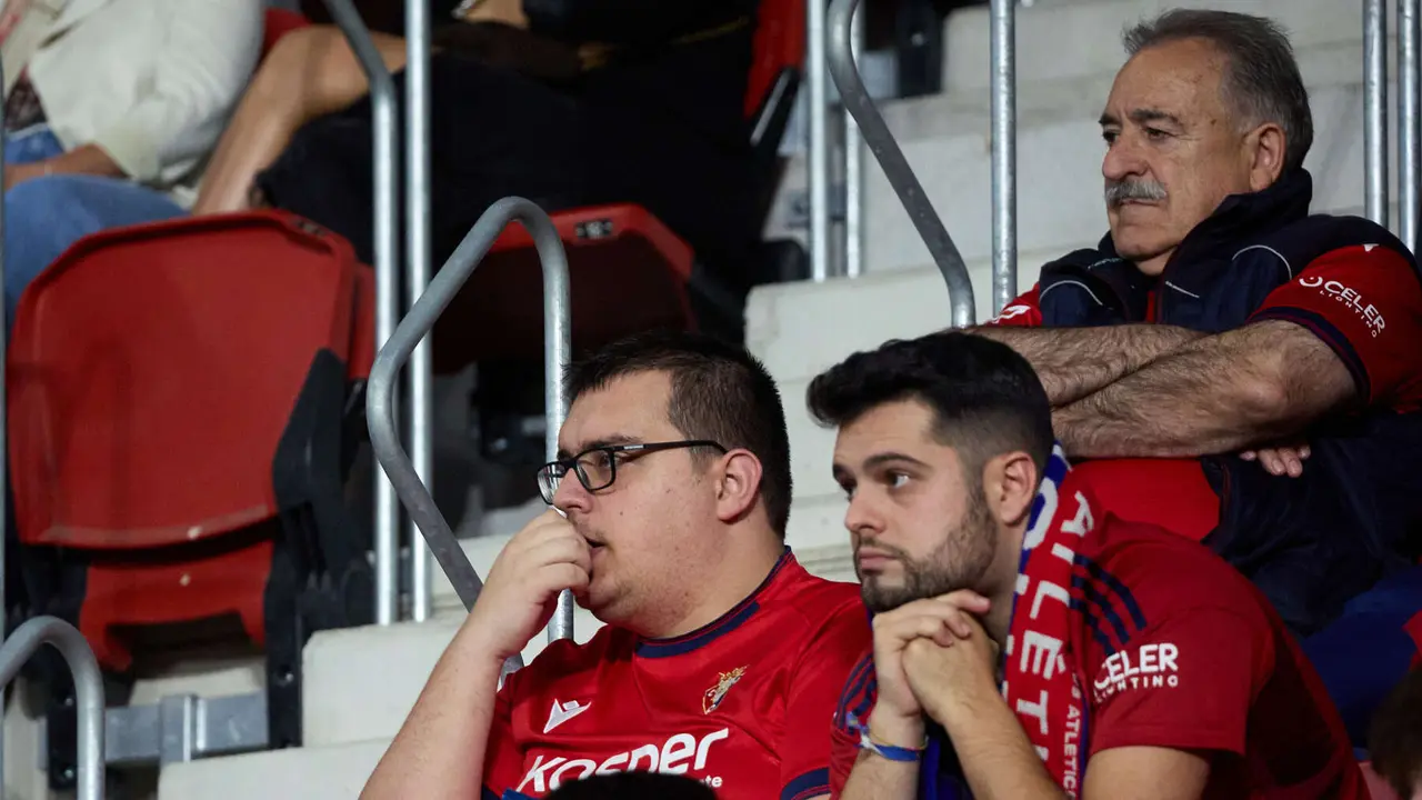 La grada del estadio de El Sadar durante el partido de La Liga EA Sports entre CA Osasuna y Getafe CF disputado en Pamplona. IÑIGO ALZUGARAY