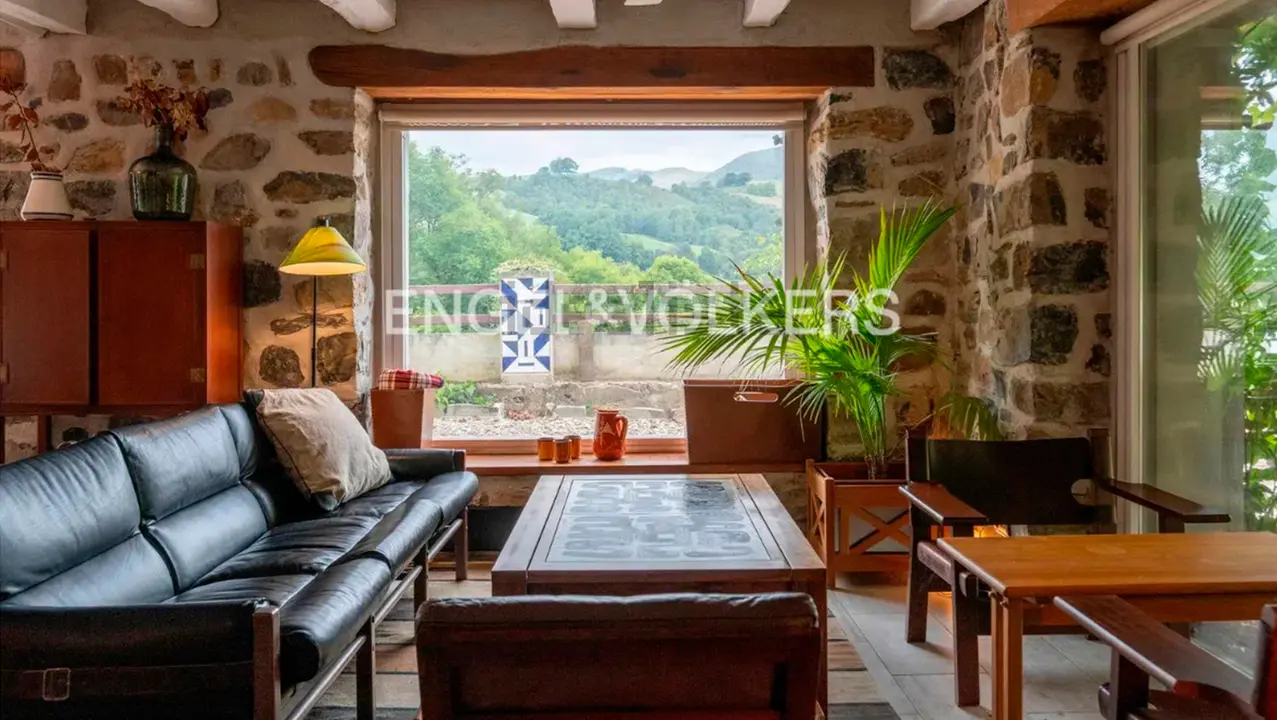 Casa en venta en Baztán. IDEALISTA / ENGEL & VÖLKERS