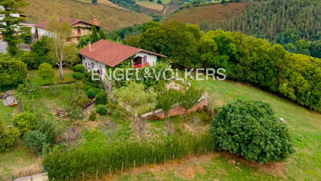 Casa en venta en Baztán. IDEALISTA / ENGEL & VÖLKERS