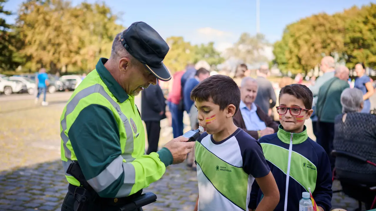 La Guardia Civil realiza una exposición de medios en el marco de la celebración de su patrona. PABLO LASAOSA