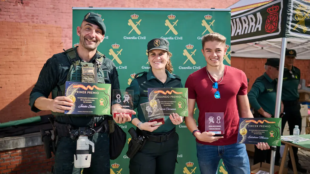 La Guardia Civil realiza una exposición de medios en el marco de la celebración de su patrona. PABLO LASAOSA