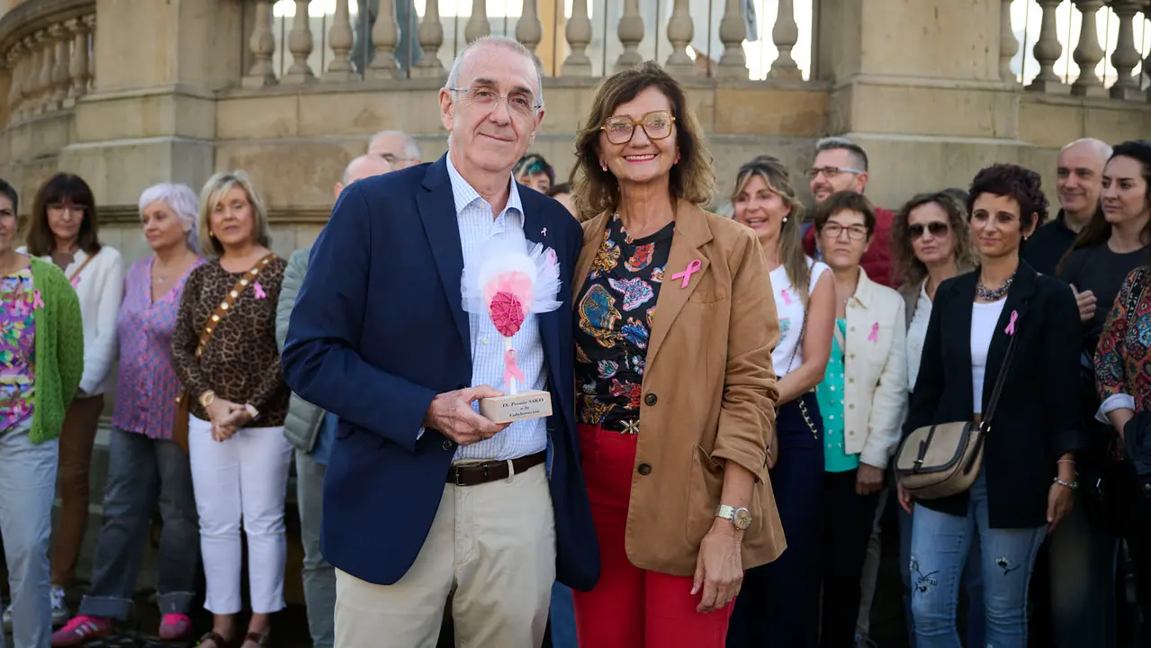 Saray celebra el Día Internacional del Cáncer de Mama en Pamplona. PABLO LASAOSA