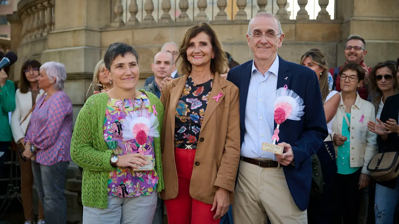 Saray celebra el Día Internacional del Cáncer de Mama en Pamplona. PABLO LASAOSA