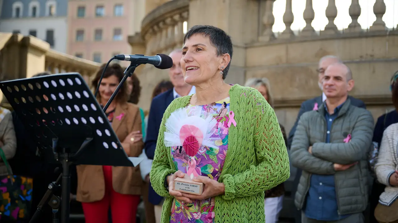 Saray celebra el Día Internacional del Cáncer de Mama en Pamplona. PABLO LASAOSA