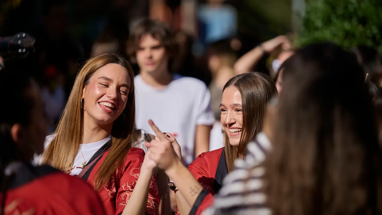 Cientos de universitarios disfrutan de la Carpa Universitaria de otoño 2025. PABLO LASAOSA