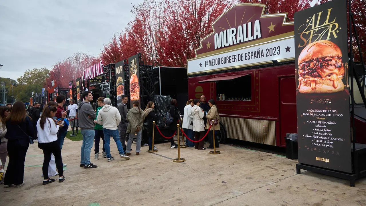 Champions Burger en el parque de La Runa de Pamplona. IÑIGO ALZUGARAY