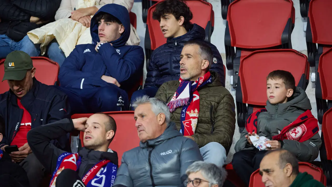 La grada del estadio de El Sadar durante el partido de La Liga EA Sports entre CA Osasuna y RC Celta disputado en Pamplona. IÑIGO ALZUGARAY