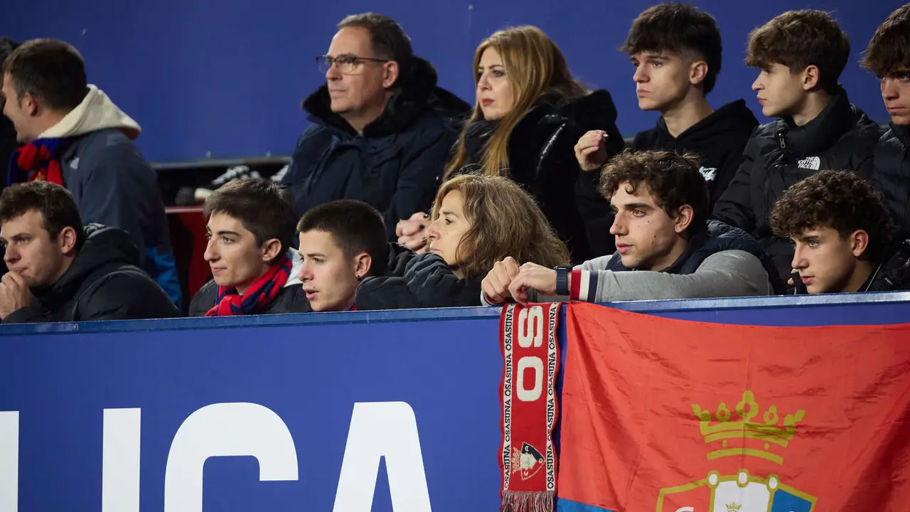 La grada del estadio de El Sadar durante el partido de La Liga EA Sports entre CA Osasuna y RC Celta disputado en Pamplona. IÑIGO ALZUGARAY