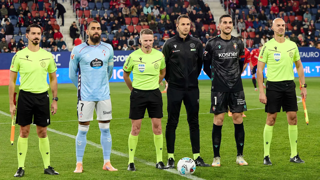 Partido de La Liga EA Sports entre CA Osasuna y RC Celta disputado en el estadio de El Sadar en Pamplona. IÑIGO ALZUGARAY