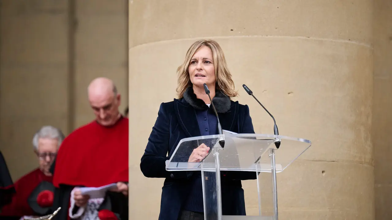 Presentación de los gigantes de la Catedral de Pamplona. PABLO LASAOSA