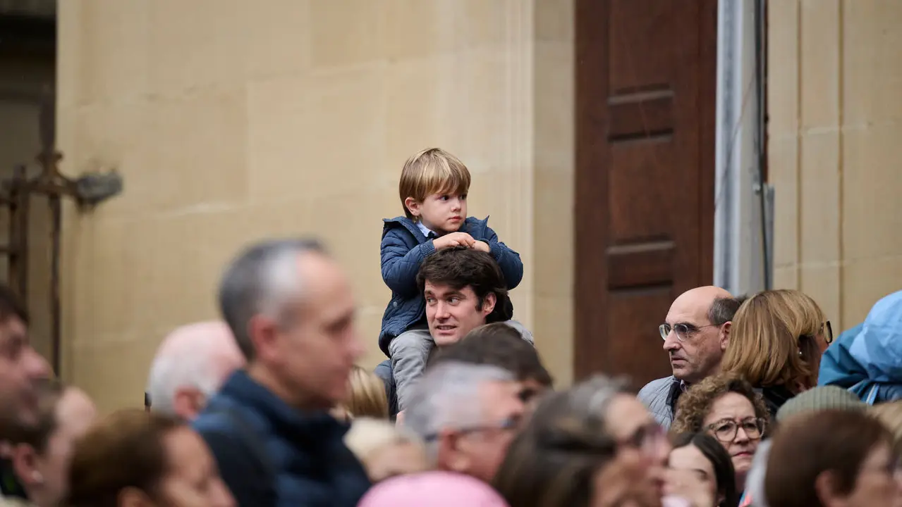 Presentación de los gigantes de la Catedral de Pamplona. PABLO LASAOSA