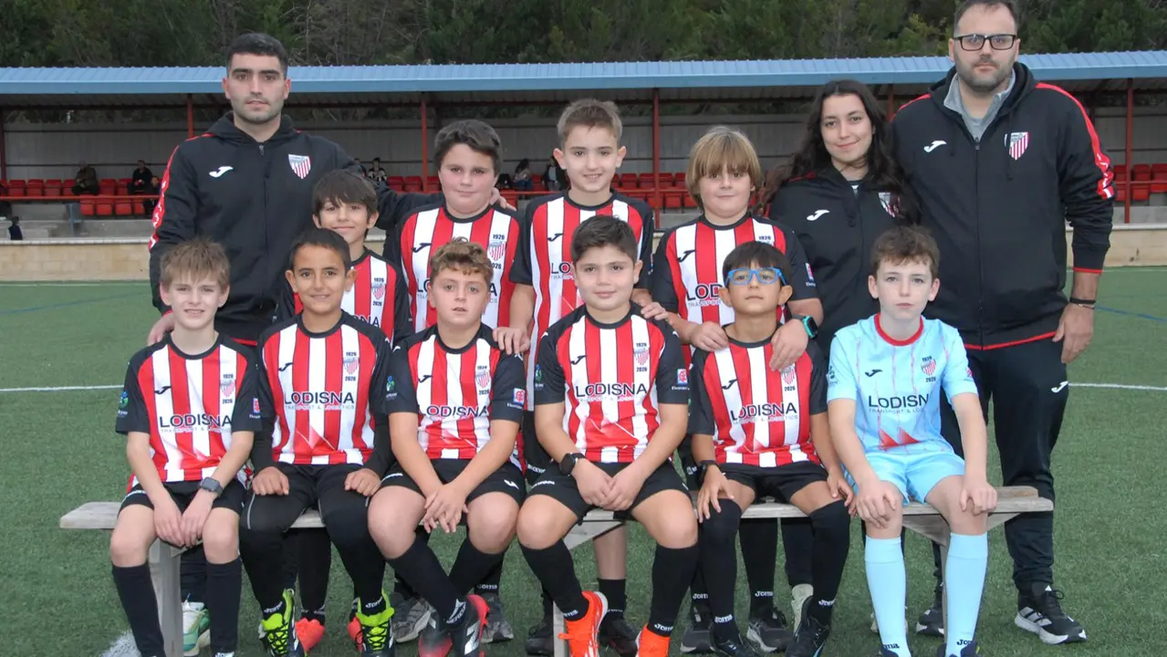 Equipo Benjamin A  Año 2016 durante la presentación del Club Deportivo Azkarrena de la temporada 2025-2026. AMAYA LUQUI