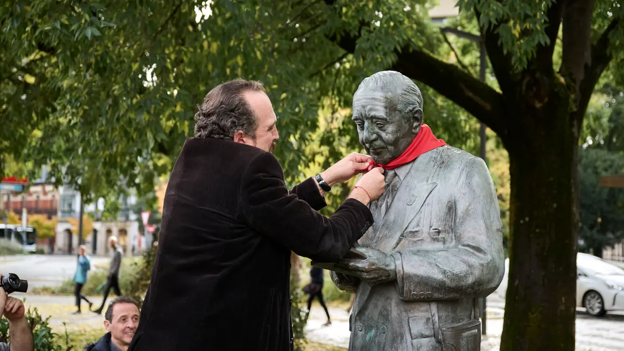 Homenaje a José Joaquín Arazuri en el 25º aniversario de su fallecimiento, organizado por la Sociedad Napardi. PABLO LASAOSA