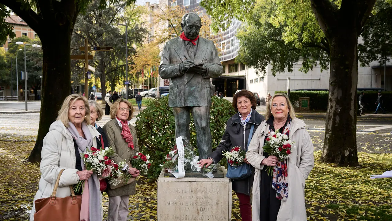 Homenaje a José Joaquín Arazuri en el 25º aniversario de su fallecimiento, organizado por la Sociedad Napardi. PABLO LASAOSA