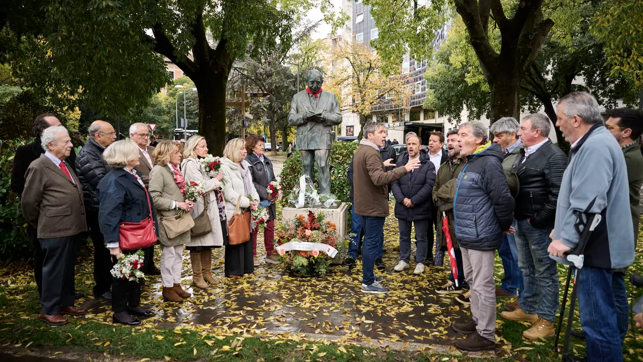 Homenaje a José Joaquín Arazuri en el 25º aniversario de su fallecimiento, organizado por la Sociedad Napardi. PABLO LASAOSA