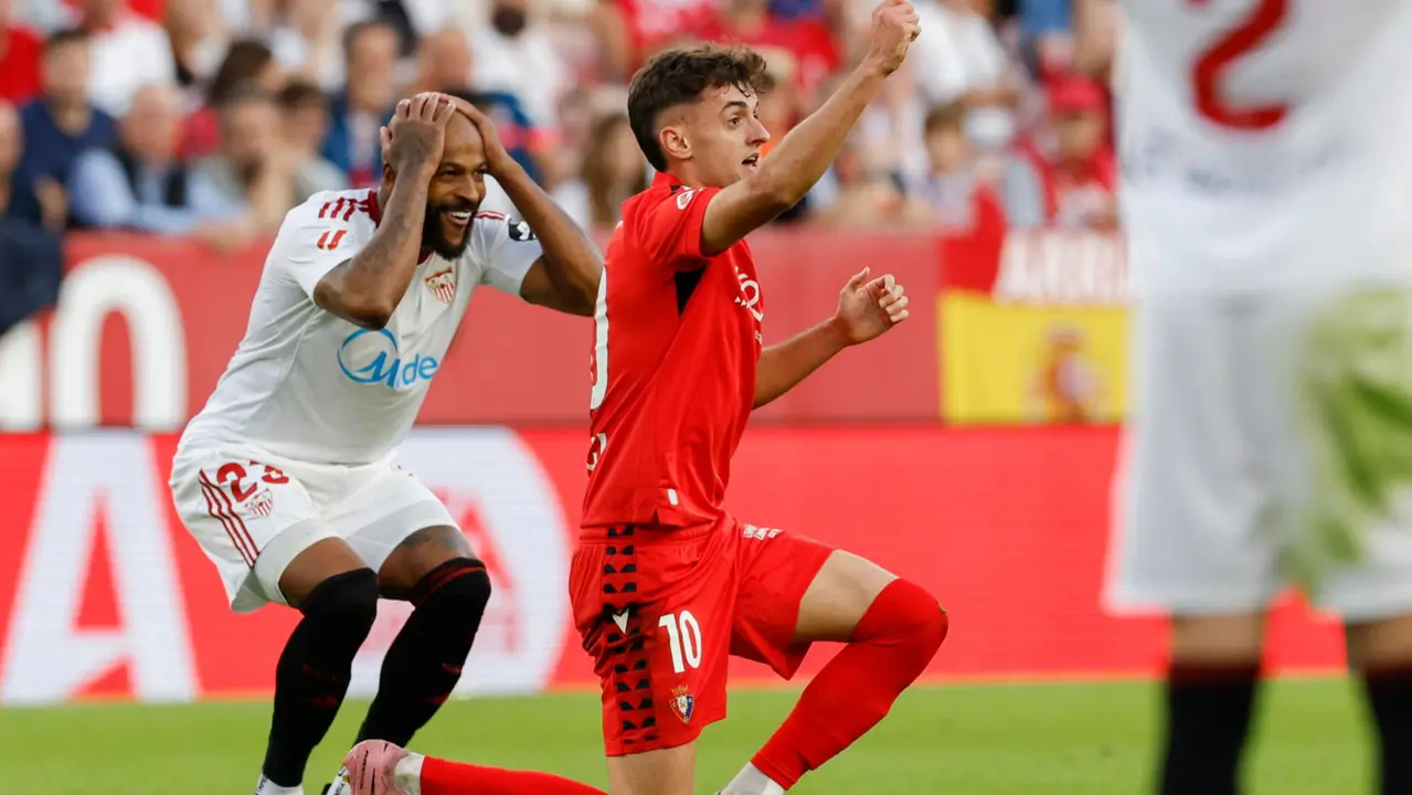 Aimar Oroz en el Sevilla Osasuna. EFE