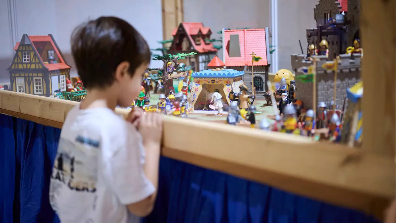 Inauguración del 30º aniversario del rastrillo de la asociación Nuevo Futuro. Antigua estación de autobuses de Pamplona. PABLO LASAOSA