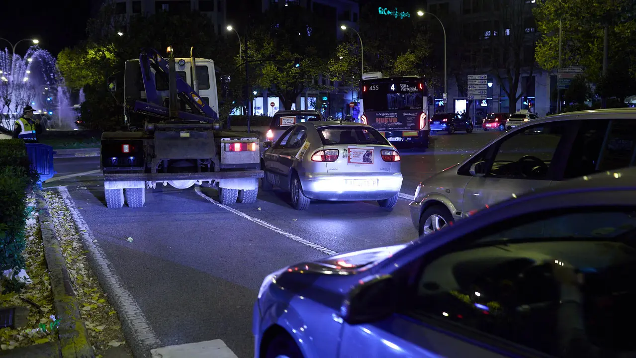 Caravana de coches por las calles de Pamplona organizada por el comité de empresa de TCC en el marco de los paros y movilizaciones para exigir un convenio digno para las villavesas. IÑIGO ALZUGARAY