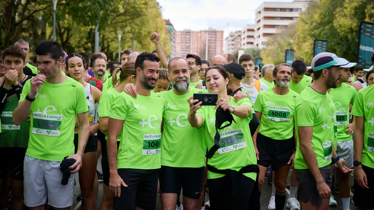 VII Carrera Popular Solidaria '+e', organizada por el Teléfono de la Esperanza de Navarra. PABLO LASAOSA