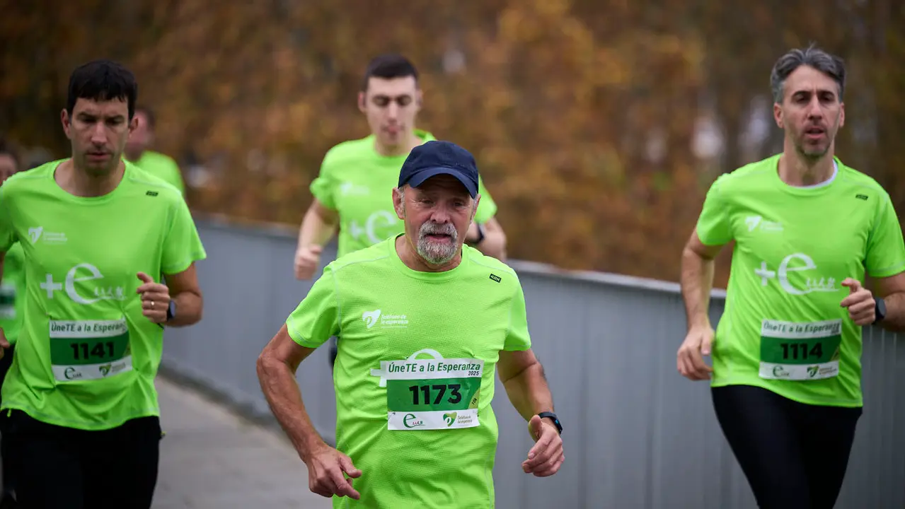 VII Carrera Popular Solidaria '+e', organizada por el Teléfono de la Esperanza de Navarra. PABLO LASAOSA