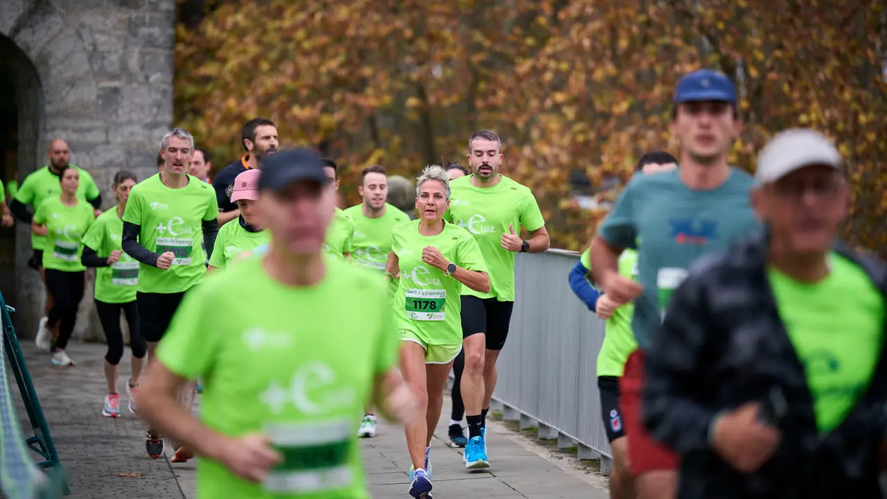 VII Carrera Popular Solidaria '+e', organizada por el Teléfono de la Esperanza de Navarra. PABLO LASAOSA