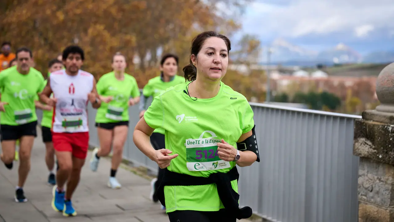 VII Carrera Popular Solidaria '+e', organizada por el Teléfono de la Esperanza de Navarra. PABLO LASAOSA