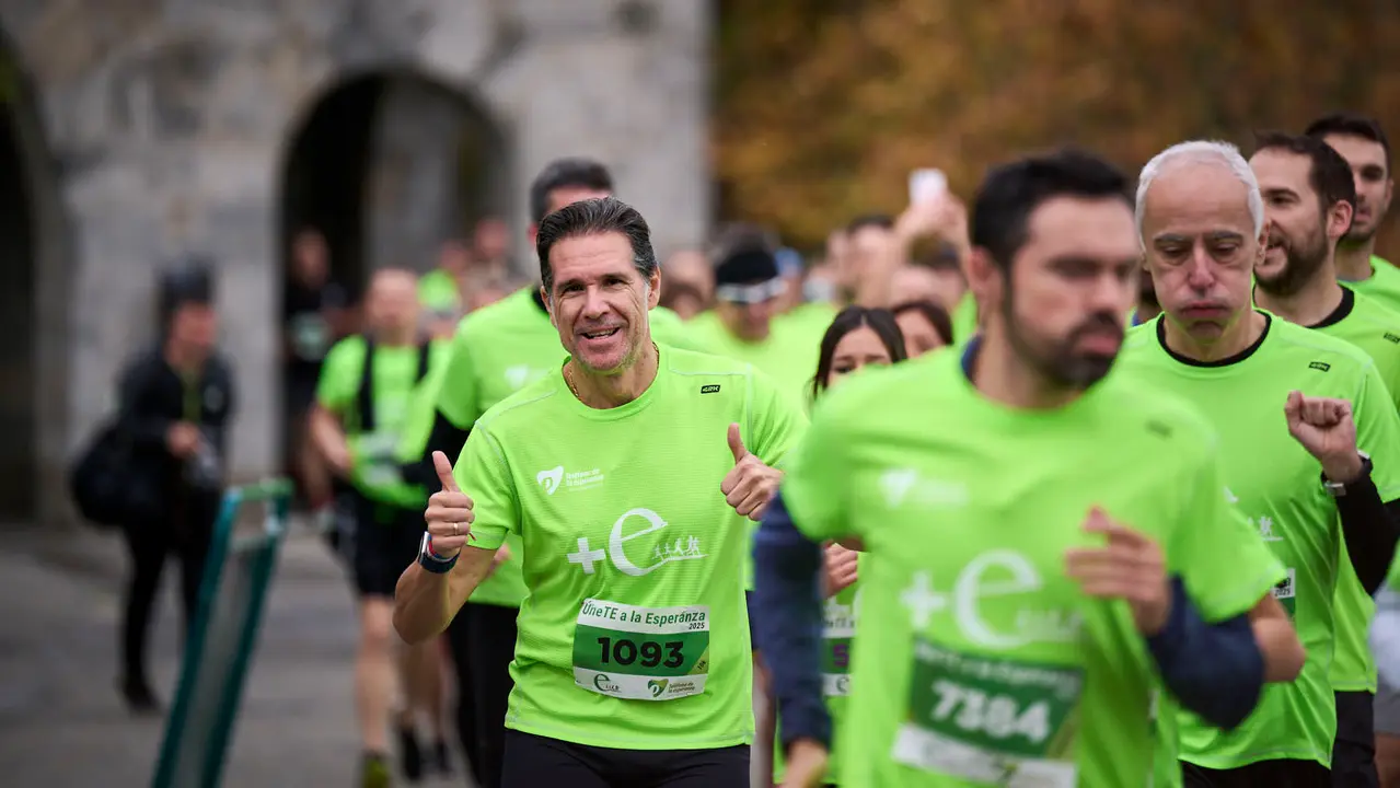 VII Carrera Popular Solidaria '+e', organizada por el Teléfono de la Esperanza de Navarra. PABLO LASAOSA