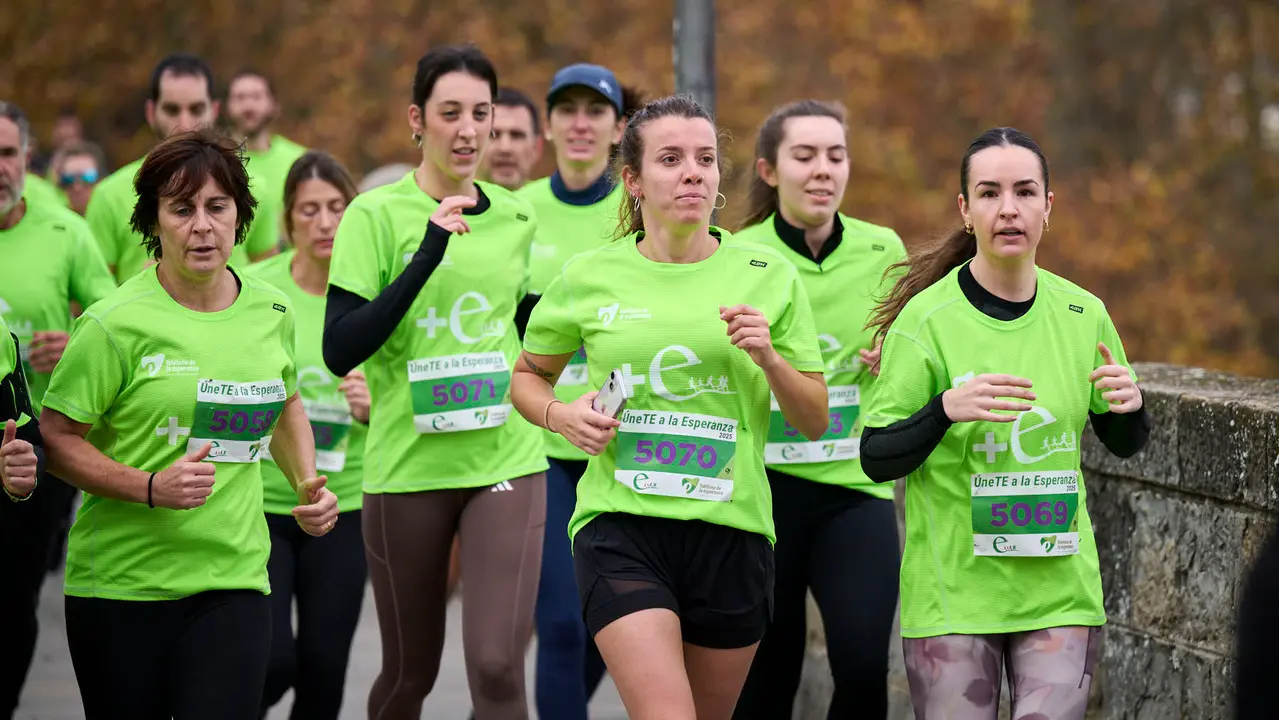 VII Carrera Popular Solidaria '+e', organizada por el Teléfono de la Esperanza de Navarra. PABLO LASAOSA