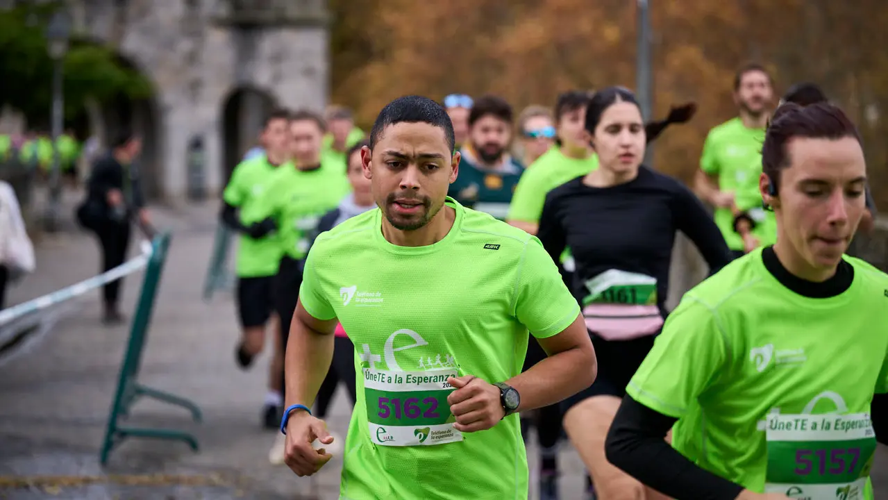 VII Carrera Popular Solidaria '+e', organizada por el Teléfono de la Esperanza de Navarra. PABLO LASAOSA