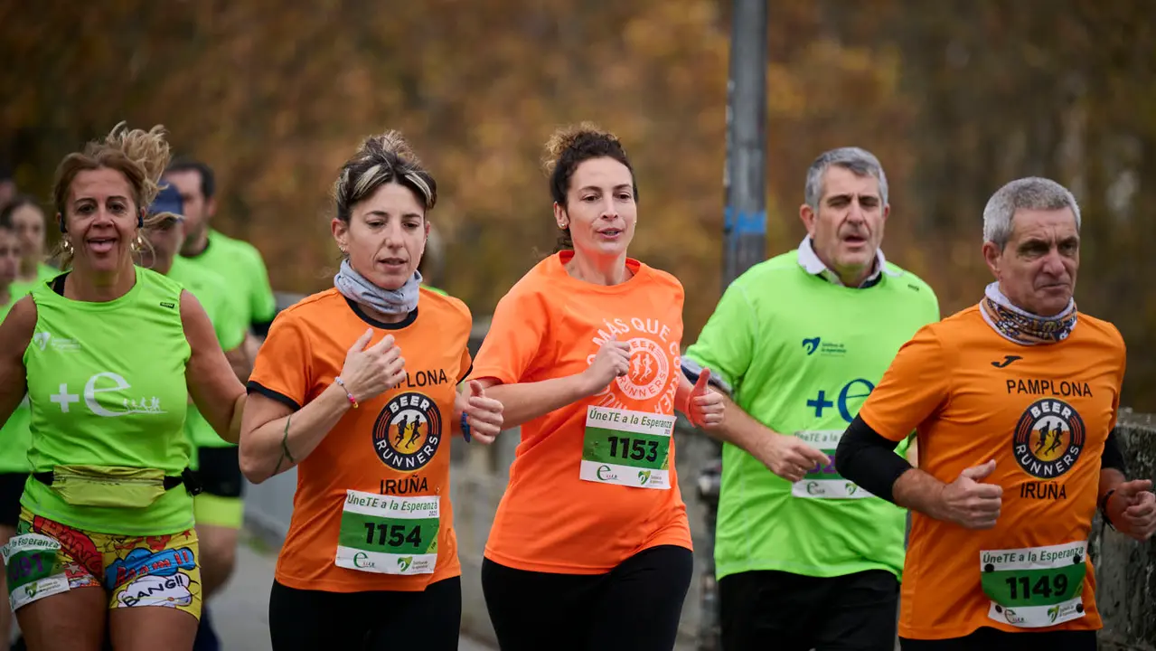VII Carrera Popular Solidaria '+e', organizada por el Teléfono de la Esperanza de Navarra. PABLO LASAOSA