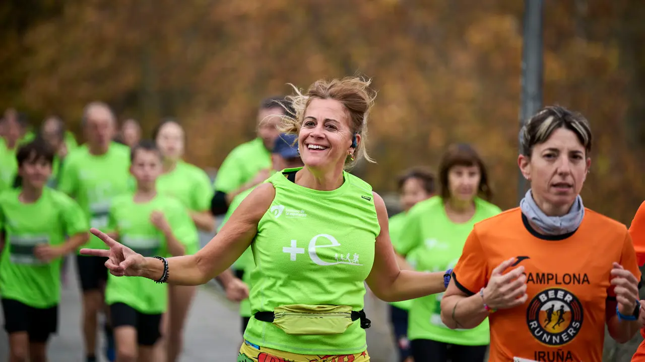 VII Carrera Popular Solidaria '+e', organizada por el Teléfono de la Esperanza de Navarra. PABLO LASAOSA